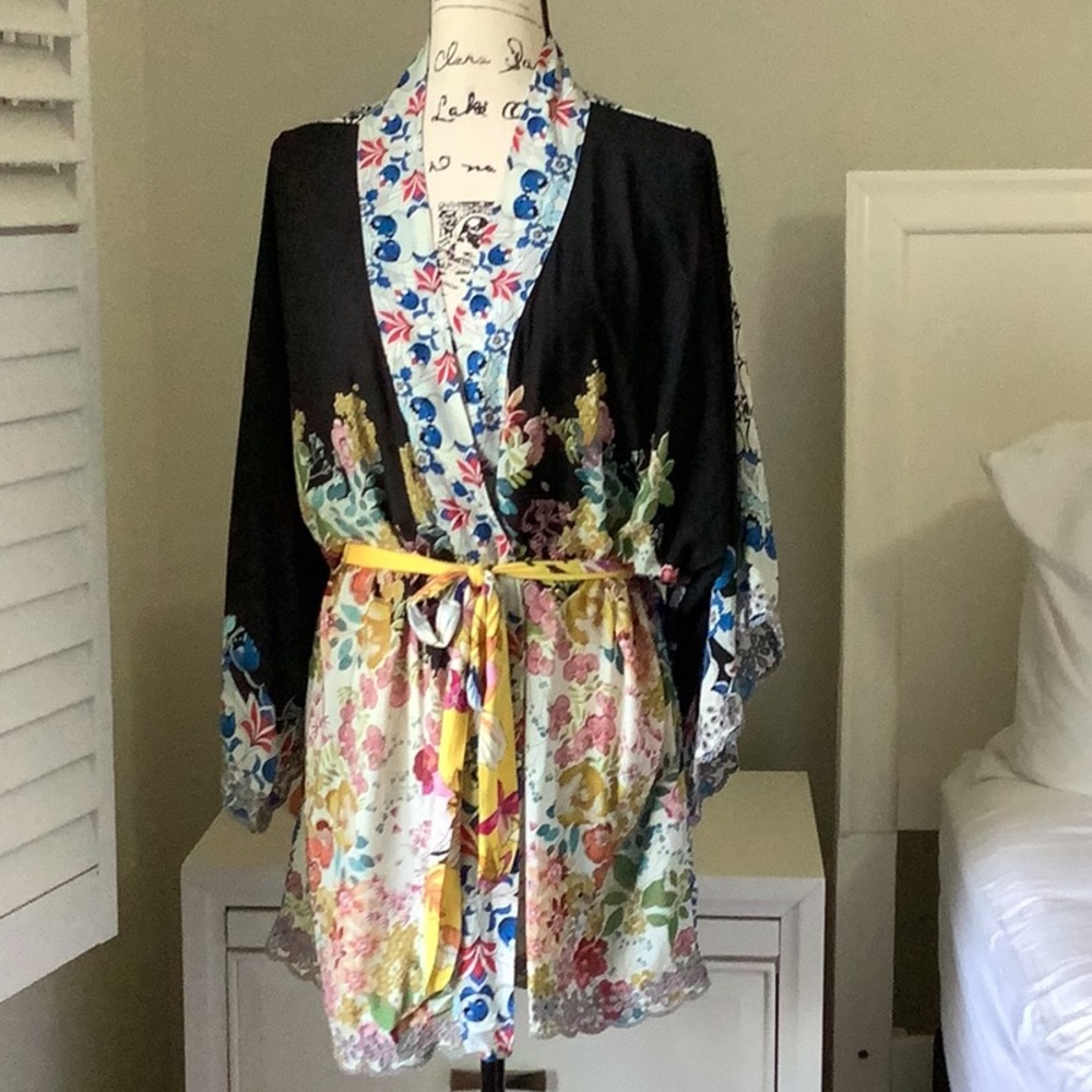 JOHNNY WAS jacket or kimono   beautiful pattern mixing